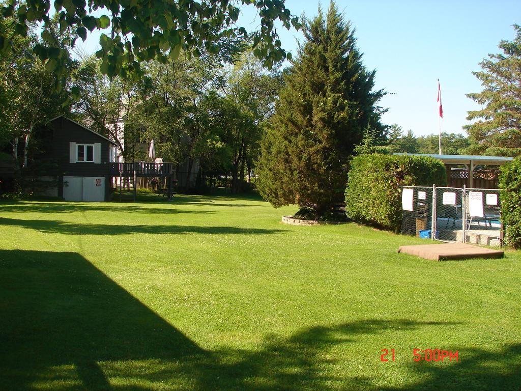 Sunnylea Resort Port Severn エクステリア 写真